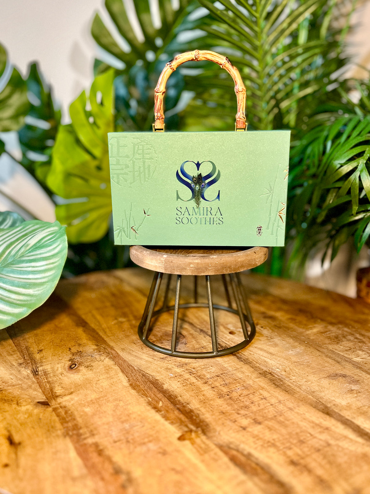 Elegant Herbal Tea Gift Set | Customizable Luxury Tea Box